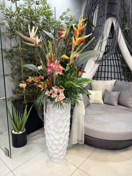 Saksılı Dekoratif Aranjman 240cm