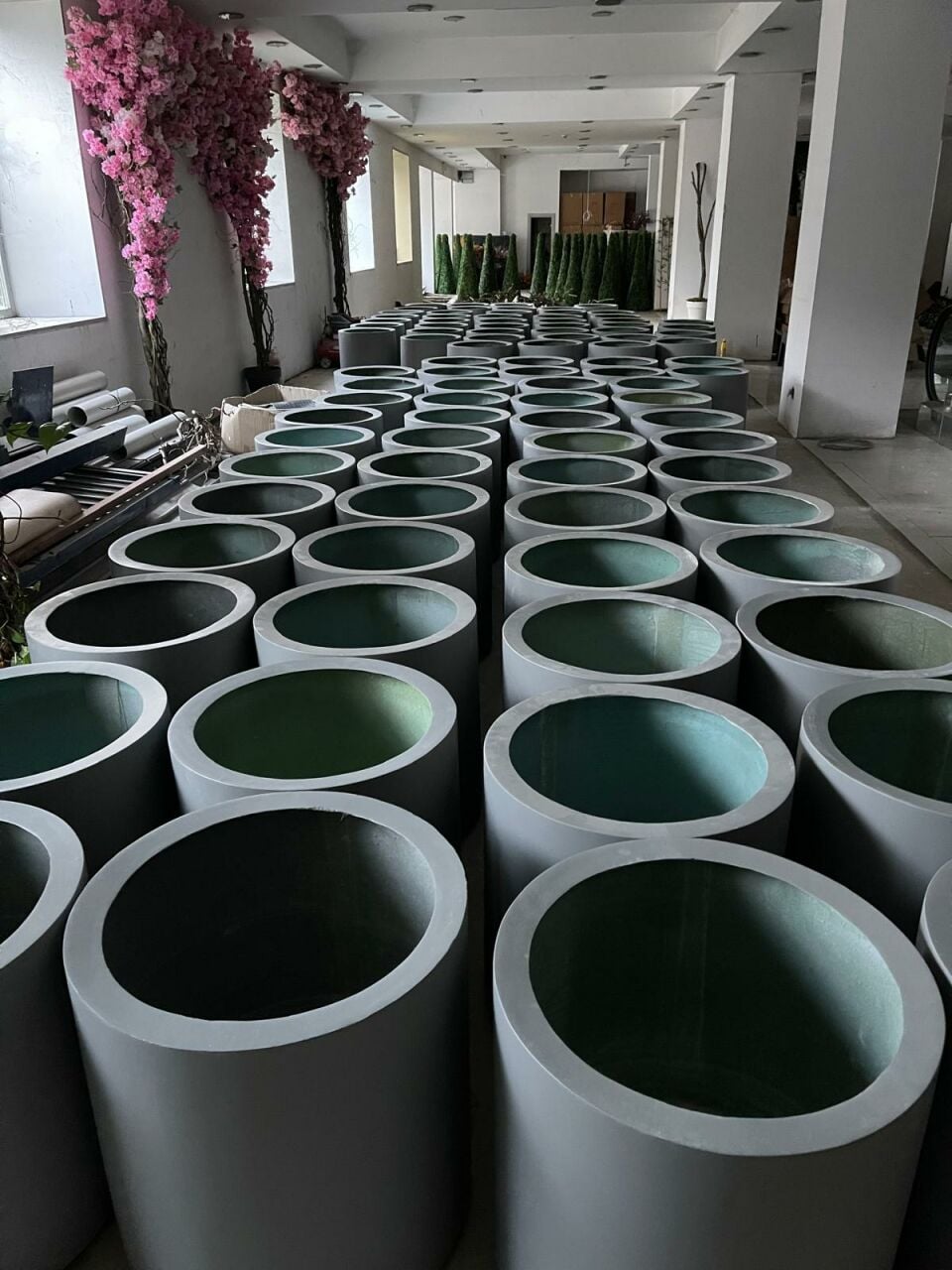 Fiberglass Saksı İmalatı ve Proje Uygulamaları