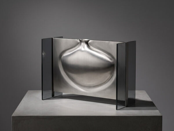 Dekoratif Cam Vazo Büyük Boy Modern Metal Detaylı 30x20 cm
