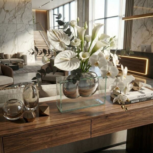 Metal Detaylı Cam Vazo 30x23cm