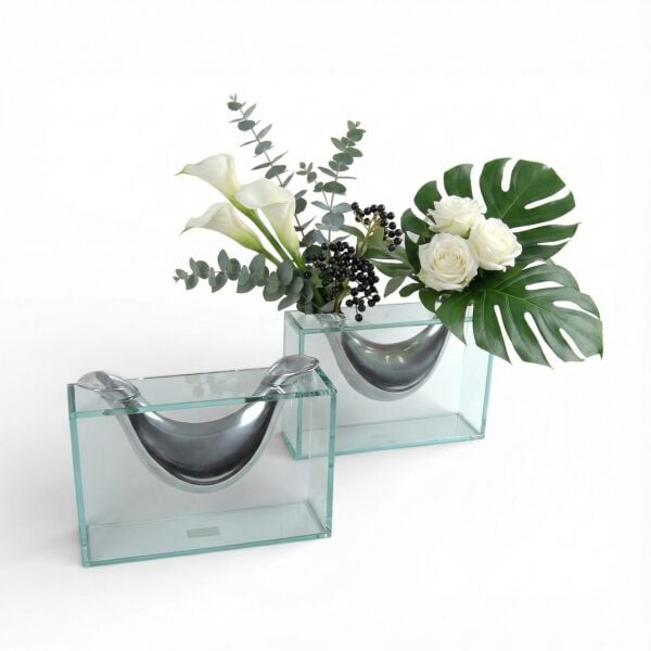 Metal Detaylı Cam Vazo 30x23cm