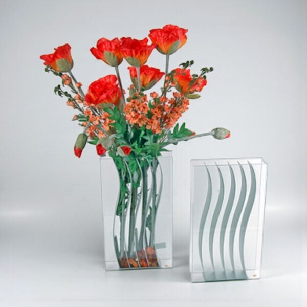 Metal Detaylı Cam Vazo 20x35cm