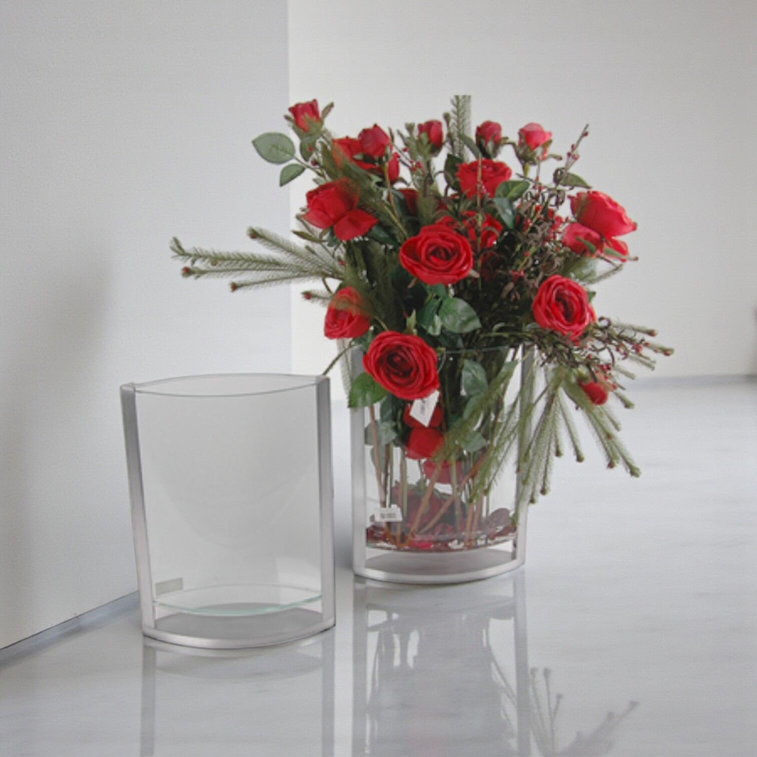 Metal Detaylı XL Cam Vazo 26x35cm