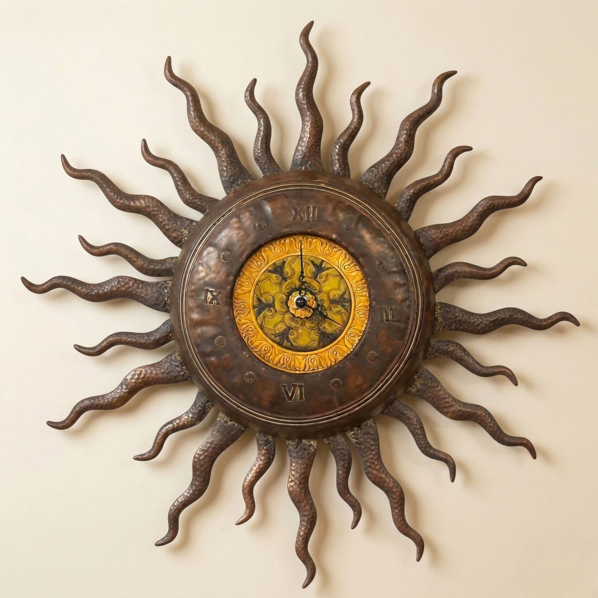 Eskitme Metal Güneş Tasarımlı Vintage Duvar Saati - 50 cm