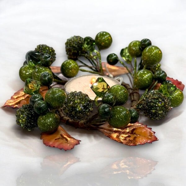 El Yapımı Kristal Dokulu Yeşil ve Bakır Renk Detaylı Mumluk Masa Dekoru (13 cm)