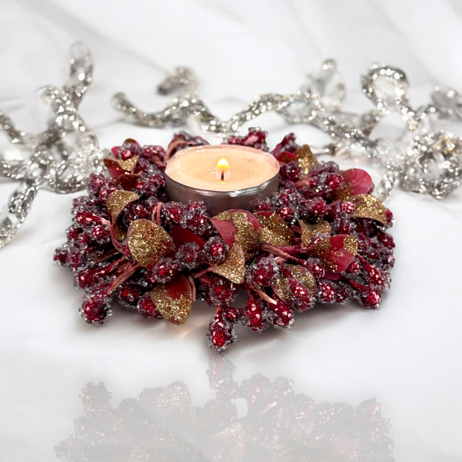 El Yapımı Kristal İşlemeli Kırmızı ve Amber Renk Detaylı Mumluk Masa Dekoru (13 cm)