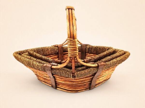 Hasır Sepet – Kayık Formlu Kulplu 40 × 17 × 25 cm