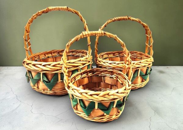 Yeşil Motifli El Örgüsü Kulplu Hasır Sepet 30x30x35cm