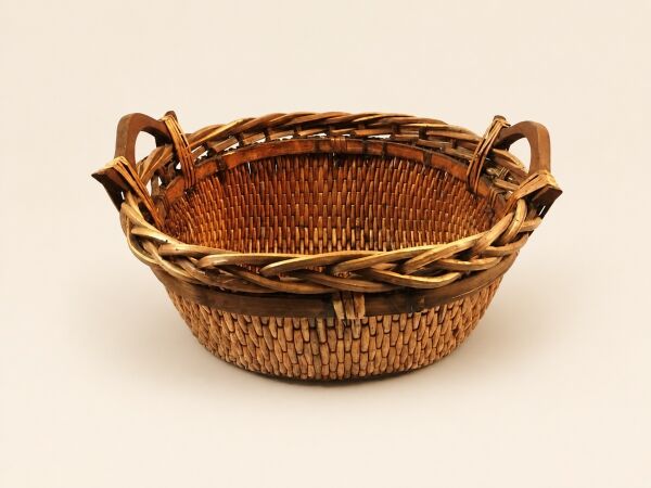 Hasır Sepet – Oval Ahşap Kulplu Düzenleyici 38 × 32 × 20 cm