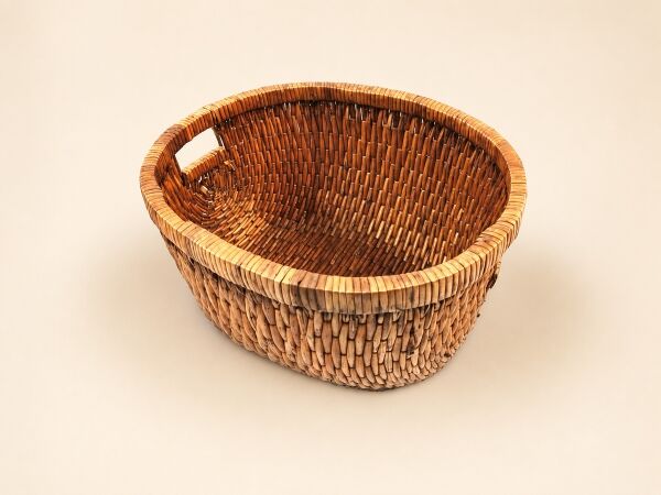Hasır Sepet – Oval Kulplu Düzenleyici 30 × 26 × 18 cm