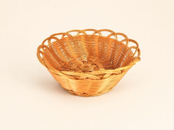 Hasır Sepet – Küçük Yuvarlak Sunum Sepeti 18 × 15 × 7 cm
