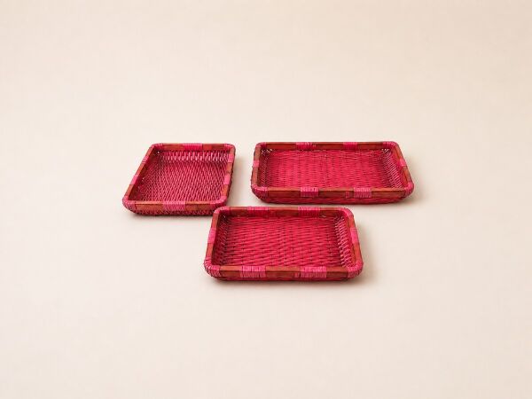 Hasır Sepet – Dikdörtgen Pembe Tepsi 30 × 20 × 7 cm