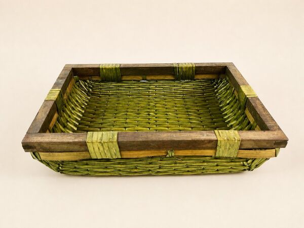 Hasır Sepet – Dikdörtgen Yeşil Tepsi 50 × 32 × 10 cm