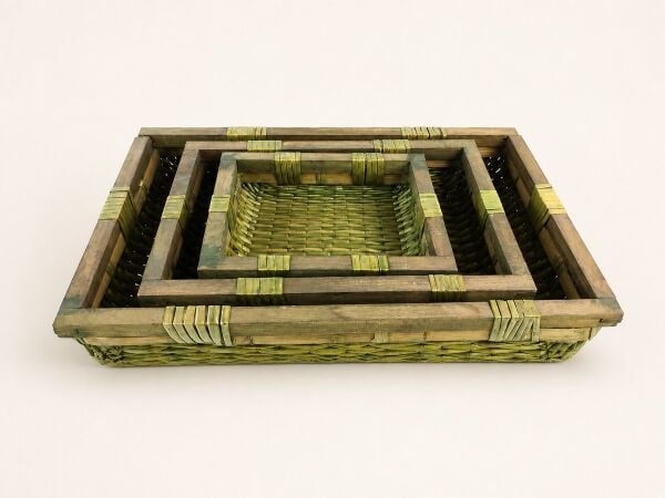 Hasır Sepet – Dikdörtgen Yeşil Tepsi 37 × 25 × 9 cm