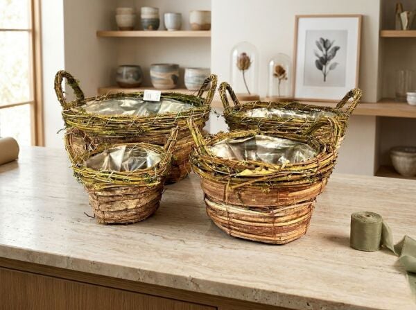 Natural 4'lü Hasır Sepet ve Dekoratif Çiçeklik Seti